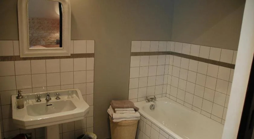 Les Pierres Daurèle Chambres dHôtes
