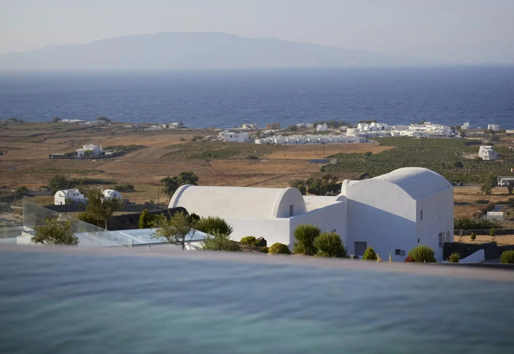 Danae Suites Santorini