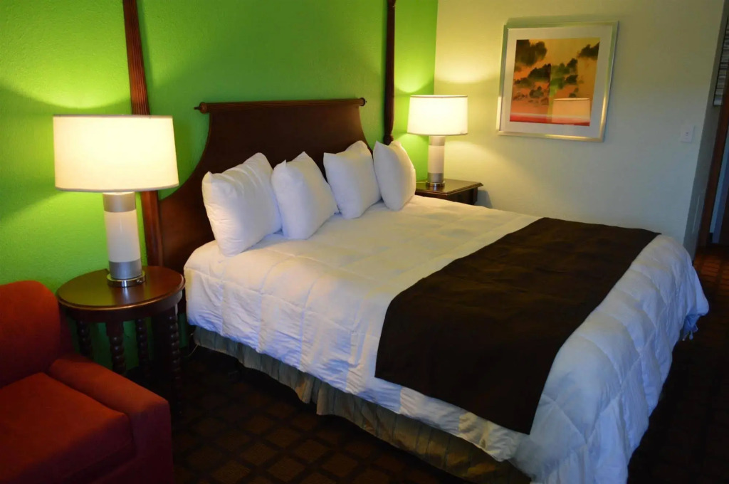 SureStay Hotel by Best Western New Buffalo