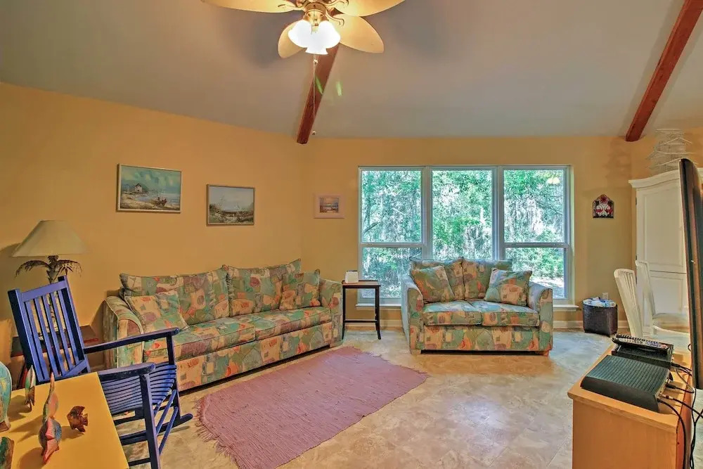 Santa Rosa Beach Bungalow 5 Mi to the Gulf Shore!
