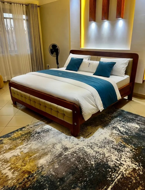 J&S Suites