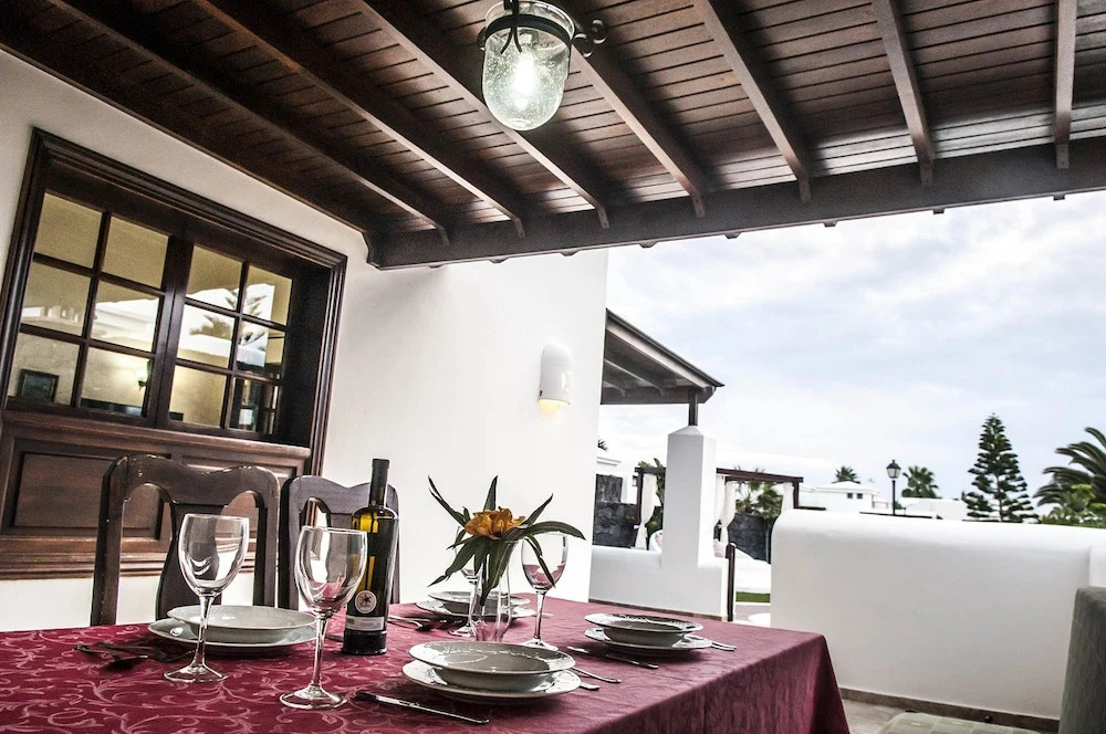 Villa Victoria Lanzarote by Villa Plus