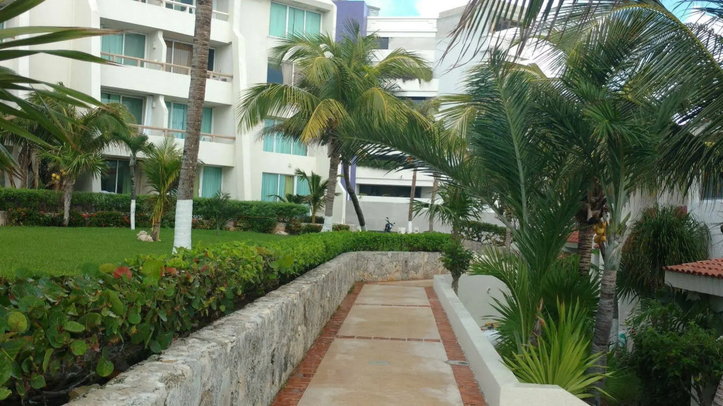 Solymar Beach Condos