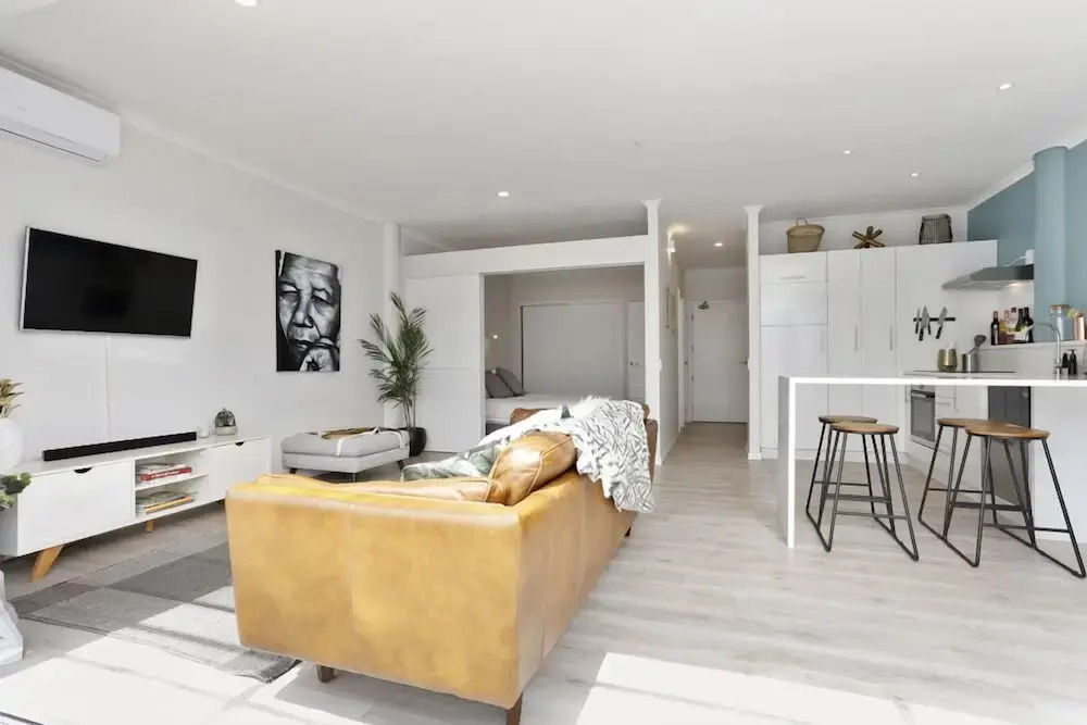 Zodiaks Princes Wharf 1 Bedroom Apartment