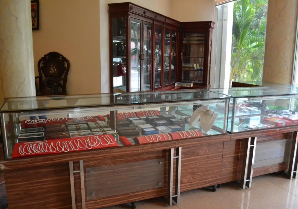 Van Ly Hotel
