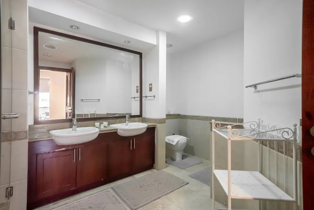 Stylish Urban 1BR Gem in Fairmont-90AB2