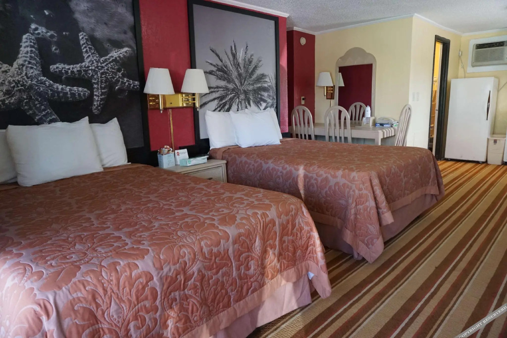 Royal Palace Inn and Suites Myrtle Beach Ocean Blvd