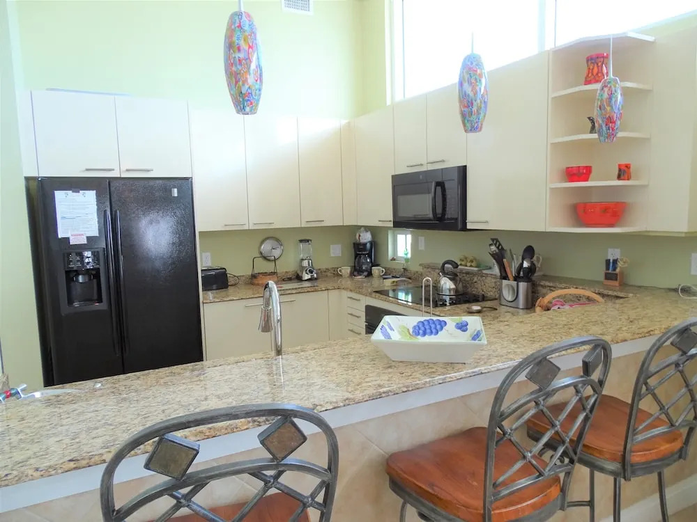 Crescent Siesta Key - 503 3 Bedrooms 2 Bathrooms Condo