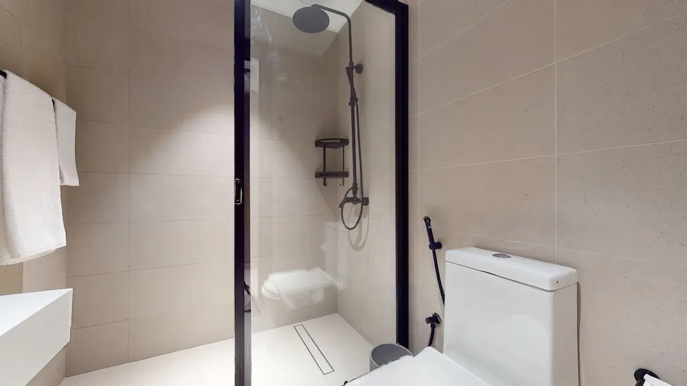 Euro Residence 105