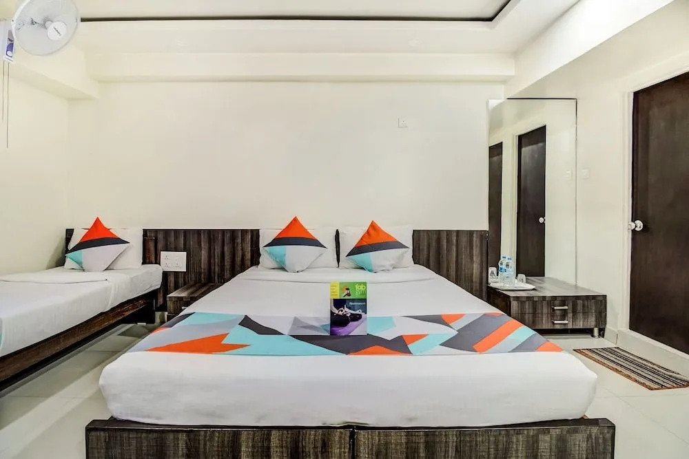FabHotel Royal Inn