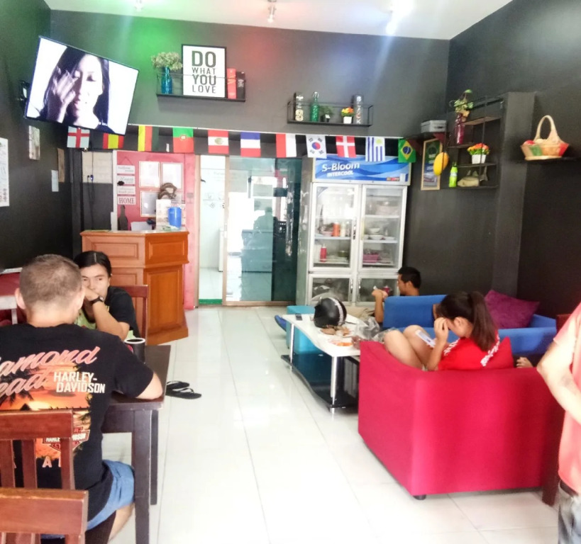 Pattaya Backpackers - Adults Only