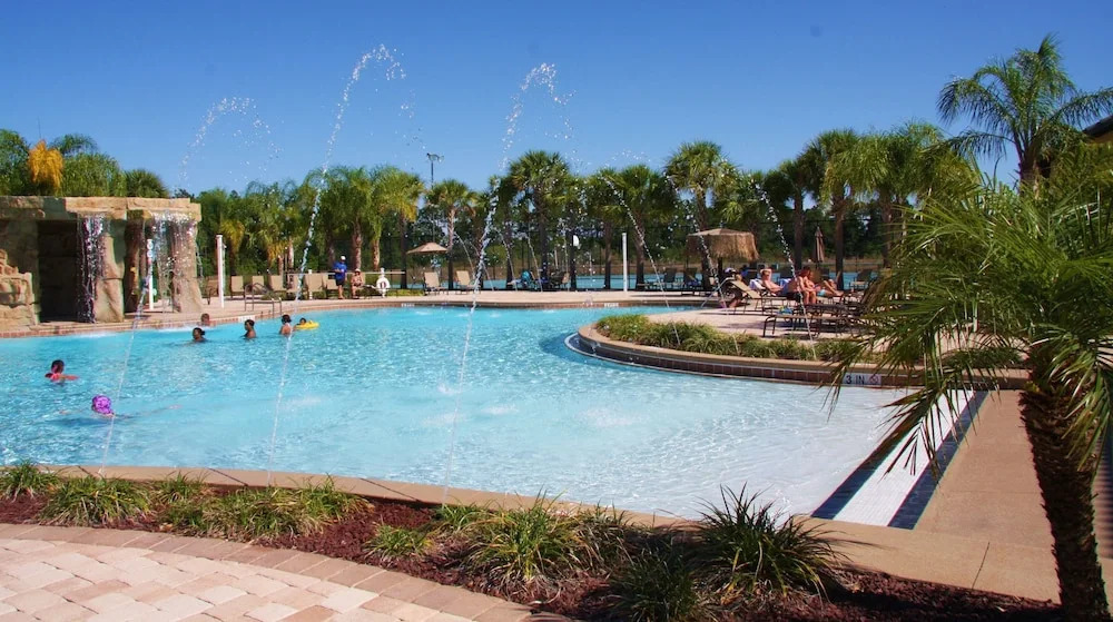 Paradise Palms 2966