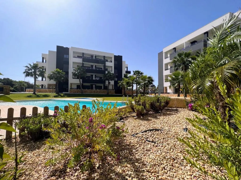 Luxury first floor apartment LA4