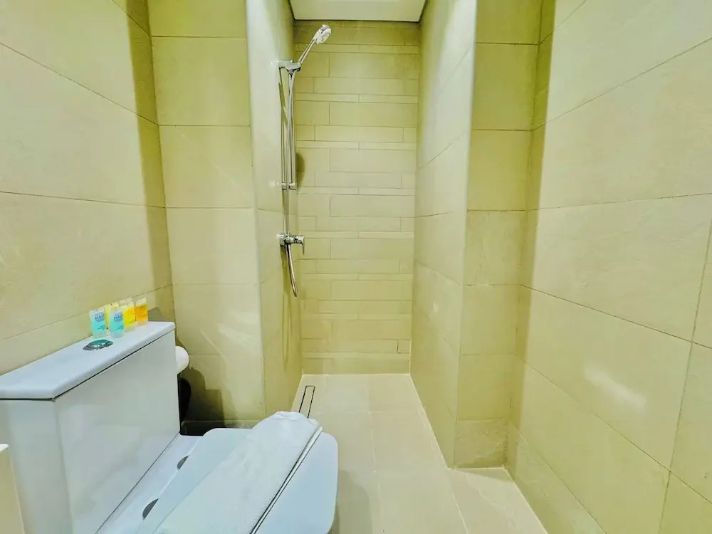 Venduras - Chic Studio in Azizi Riviera