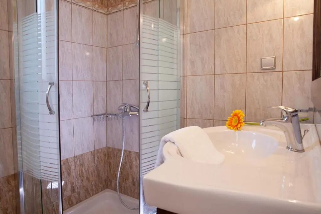 Pantheon & Danae Luxury Villas
