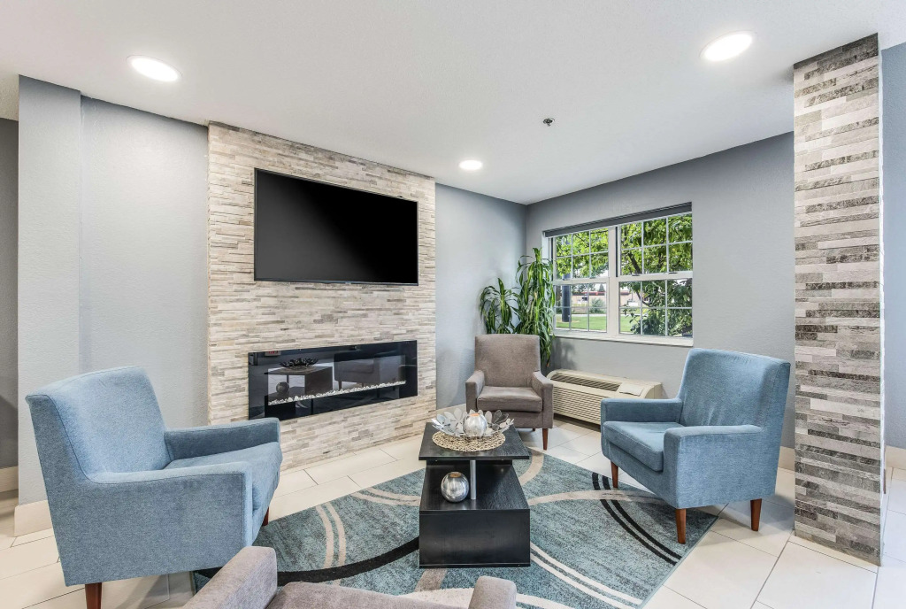 Quality Inn Owatonna near Medical Center