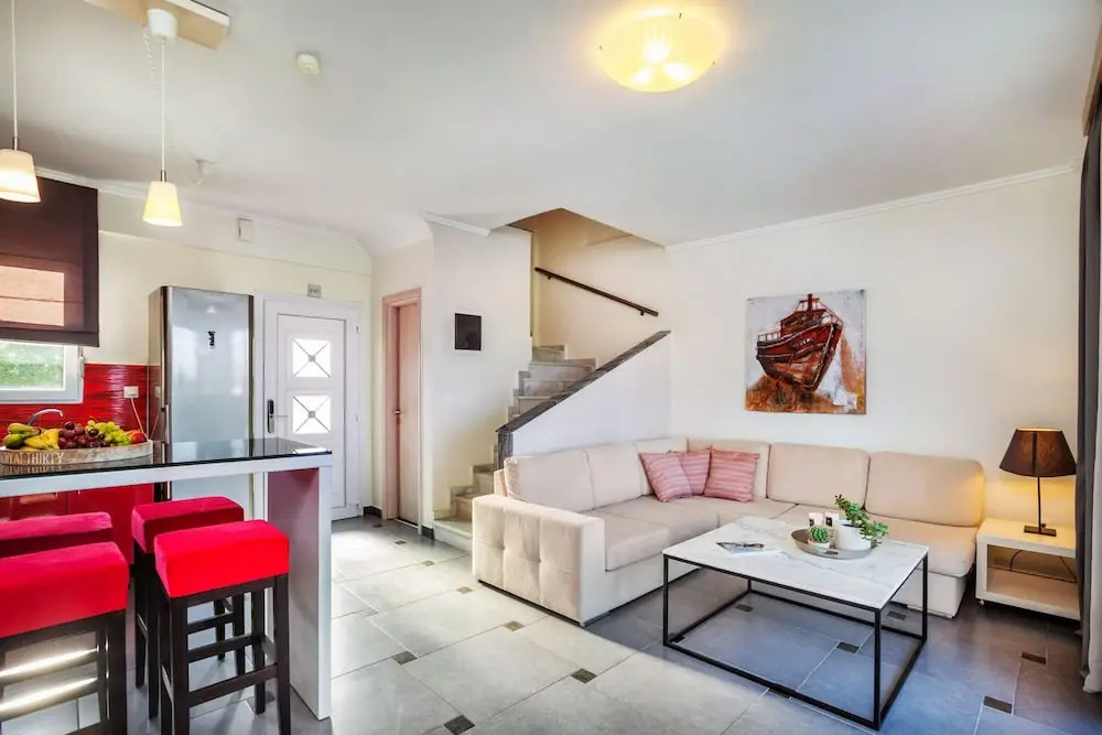 Sunny Villa Pende