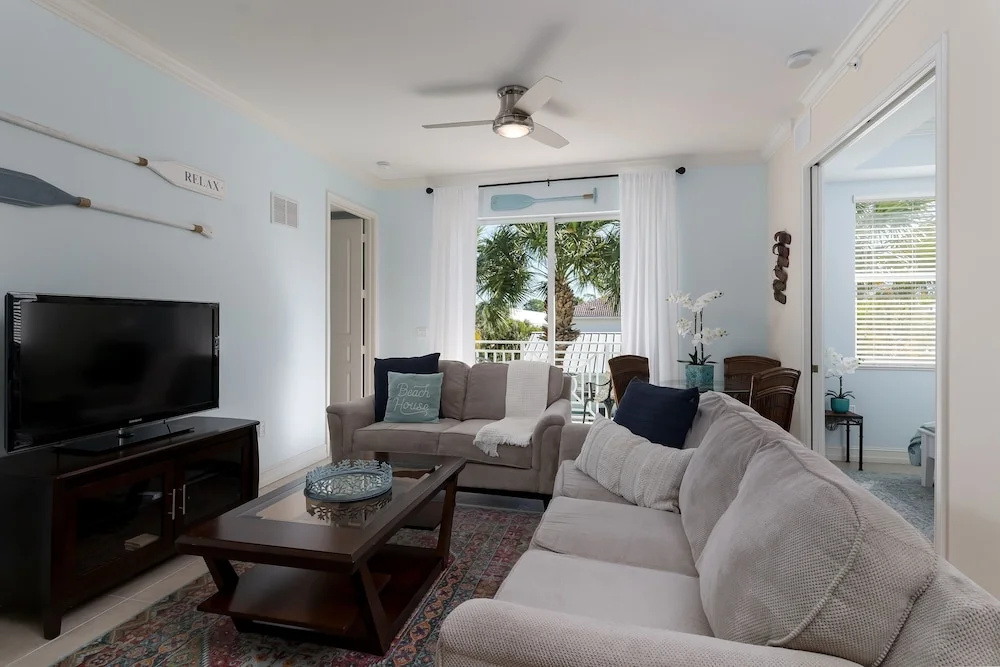 ~ The Bonita Paddle A202 ~ Beautiful Bonita Springs Condo With Mother In Law Suite! 3 Bedroom Condo by RedAwning