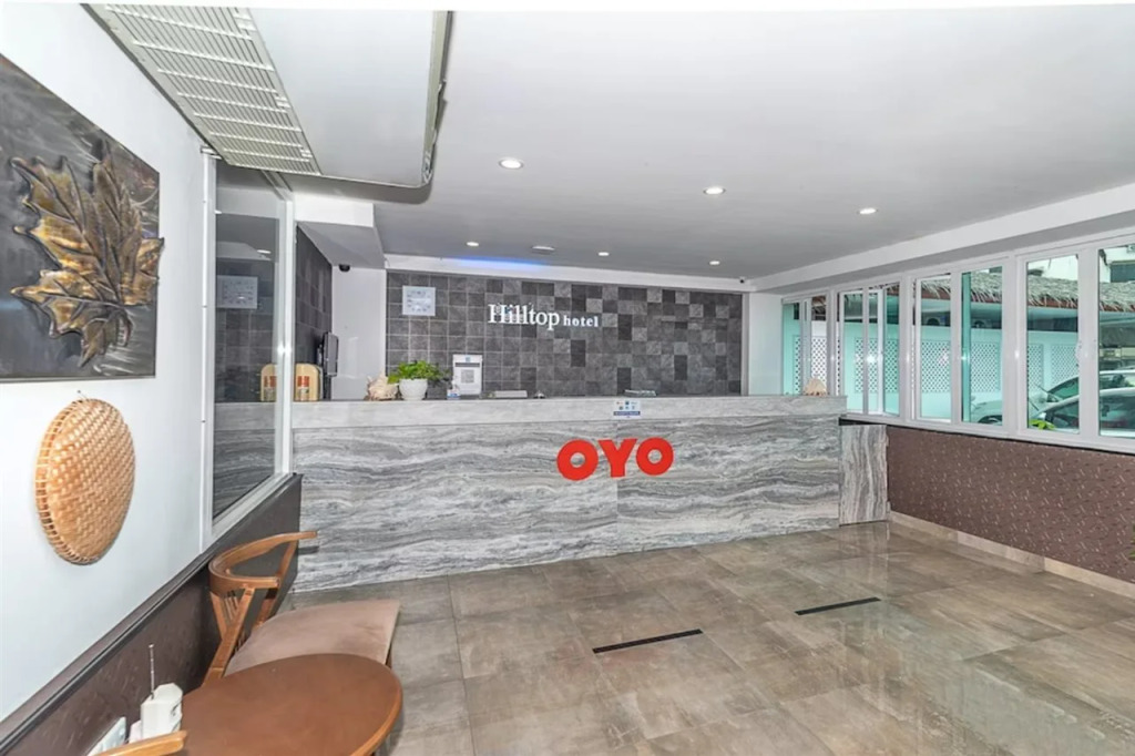 OYO 90147 Hilltop Hotel