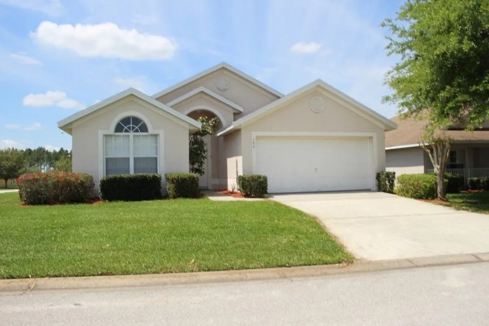 Florida Pines 195 - Four Bedroom Villa with Private Pool