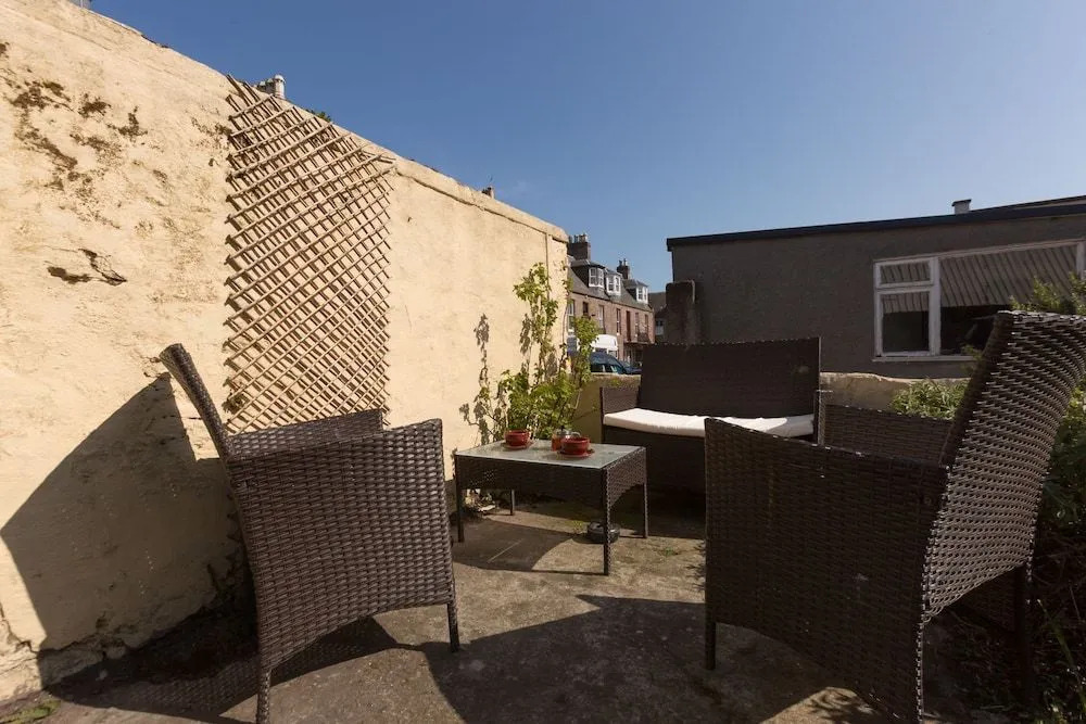 Bamse Self-Catering Ensuite Rooms with Shared Kitchen