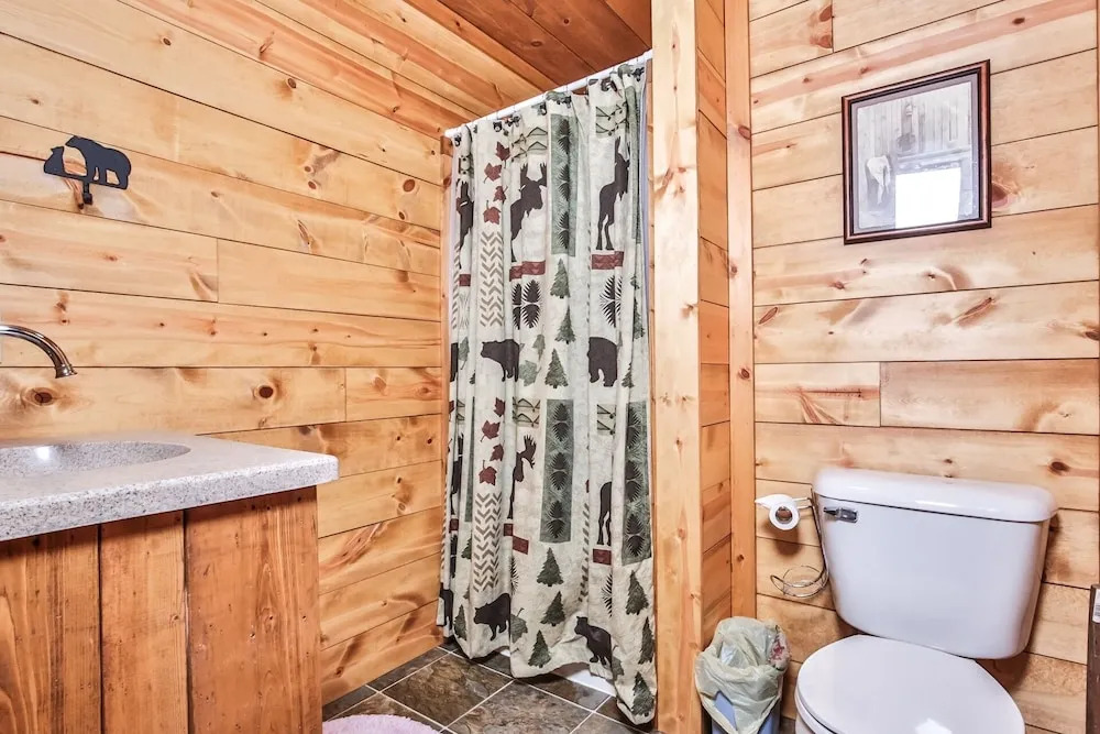 Bear Den Too - Hiller Vacation S 2 Bedroom Cabin