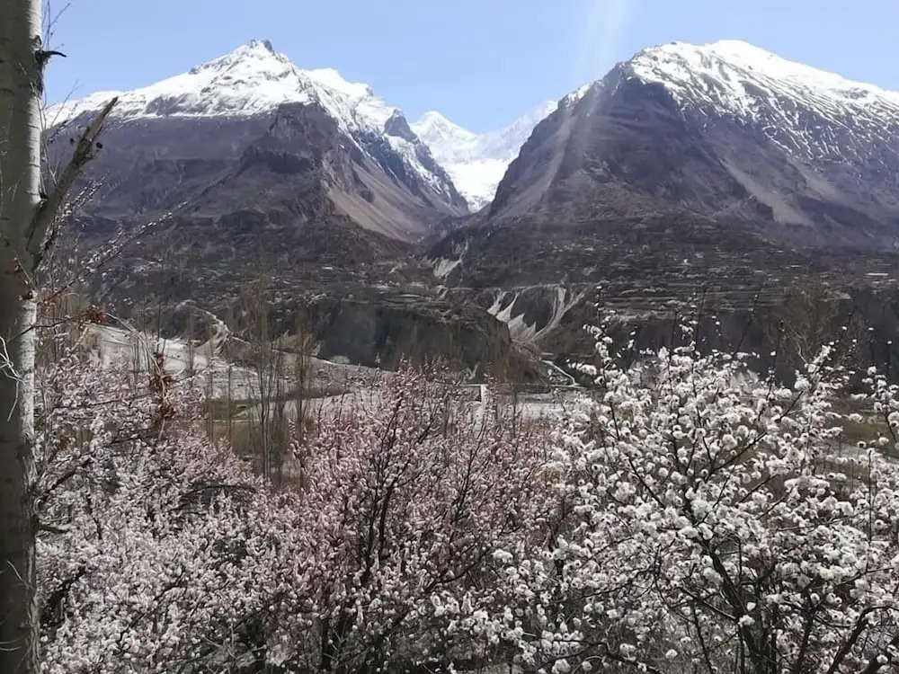 Hilltop Hotel, Hunza
