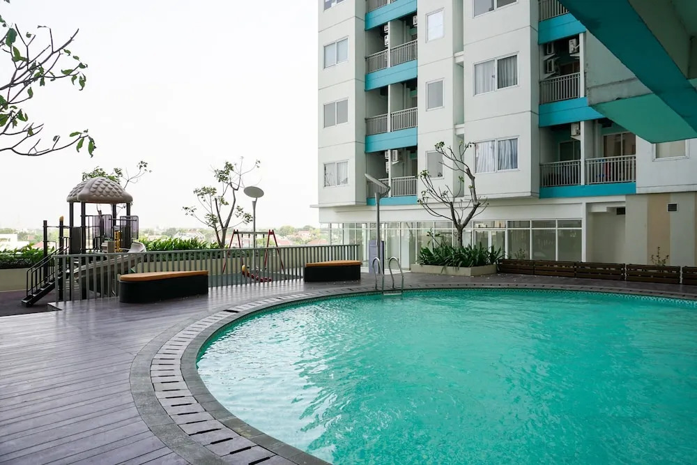 Cozy Studio Apartment with City View The Nest Puri