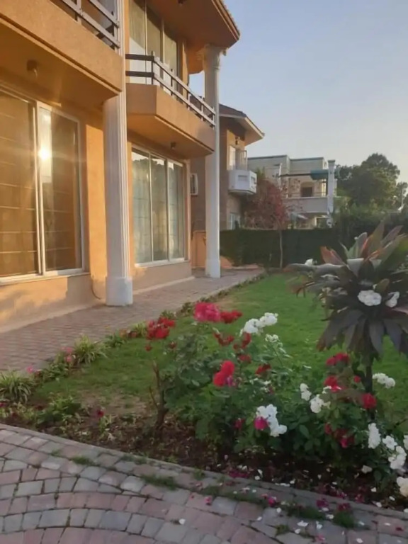 Royal Villa Islamabad