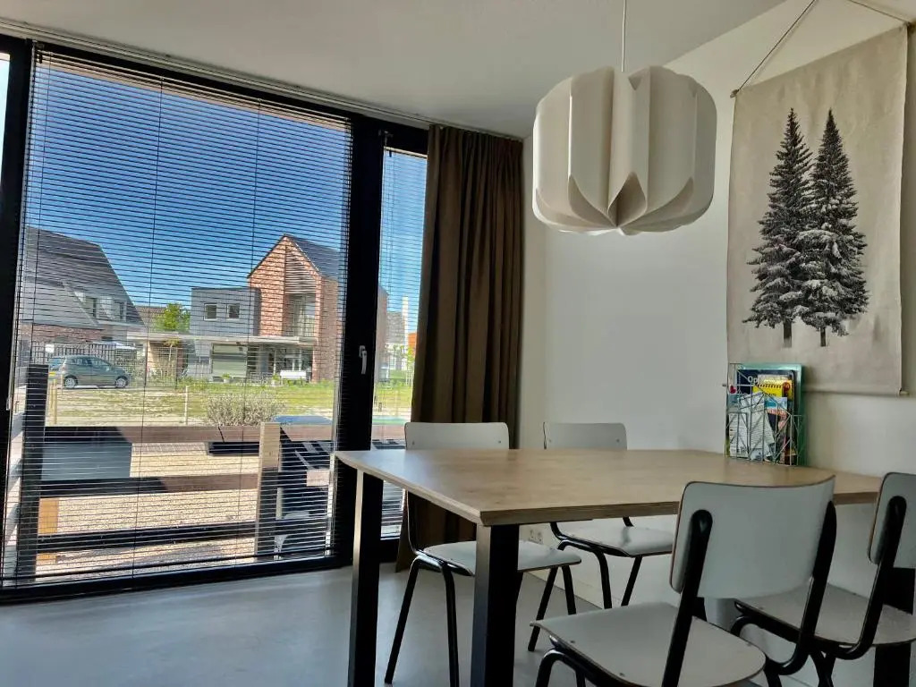 DOMBURG centrum - Luxe vakantiewoning 500 meter van strand met tuin en parkeerplaats & WIFI - Roosjesweg 2A