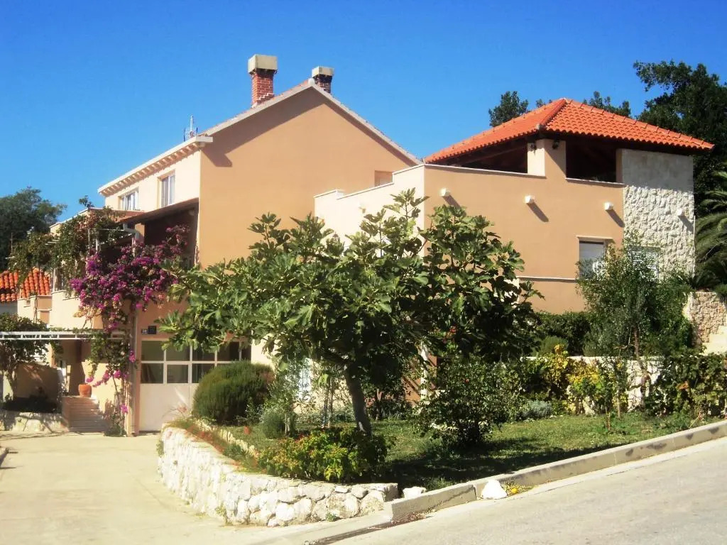Apartments Karoma