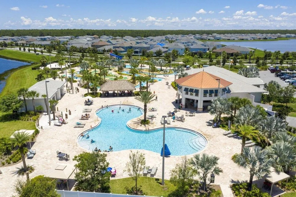 Ravishing Four Bd w Pool Close to Disney 4947