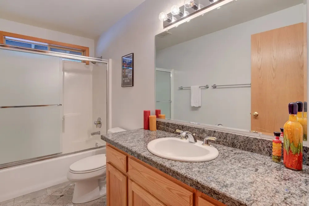 Poplar Lane #26 by Village Properties at Sunriver