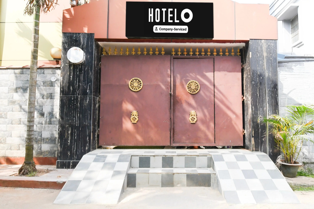 Super Hotel O Swaranpuri Near KIIT Square