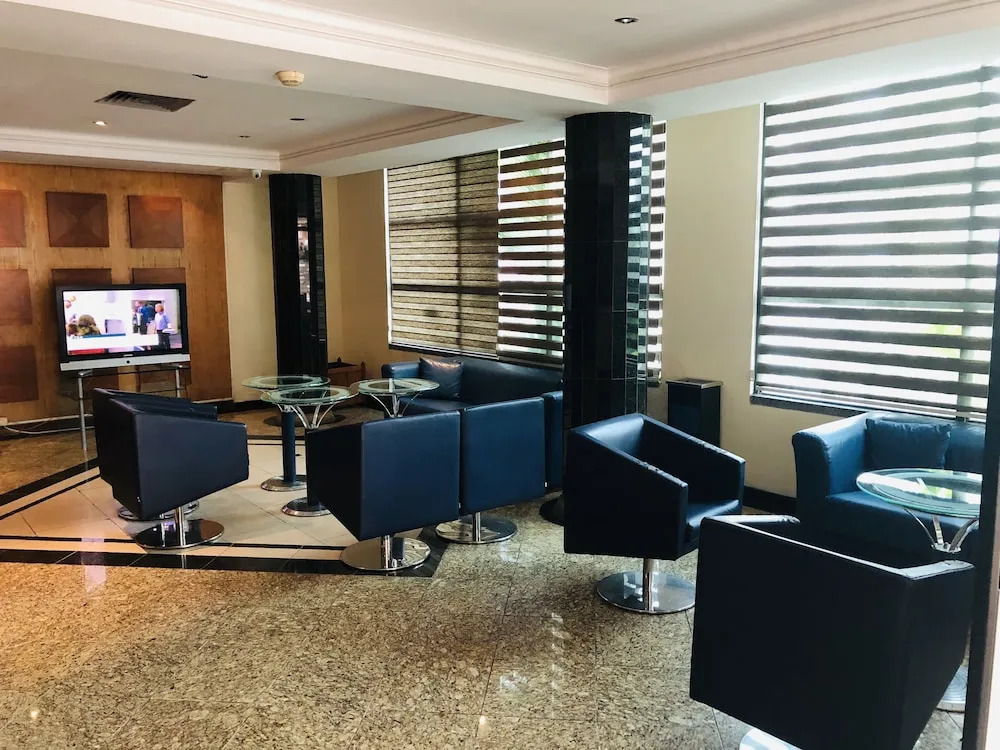 Golden Park Hotel