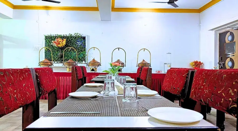 Hotel Vijay Deluxe