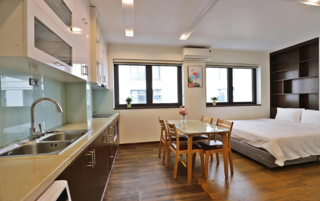 LUCK APART 05 - Tay Ho Hanoi Apartment