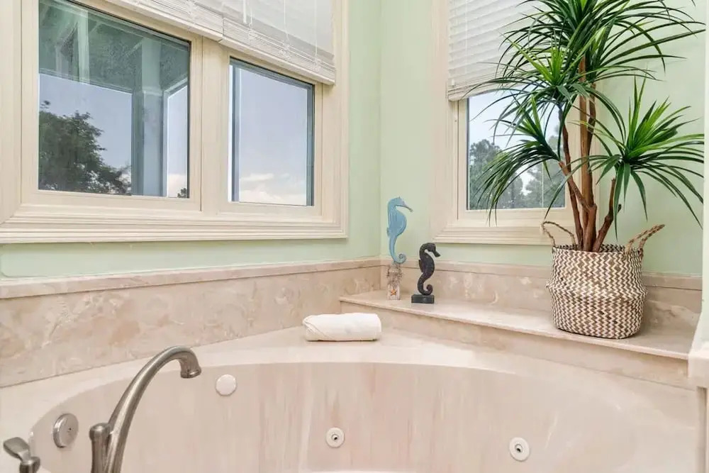 Beach Walk Retreat Heated Pool Golf Views Main Guest House Sleeps 15
