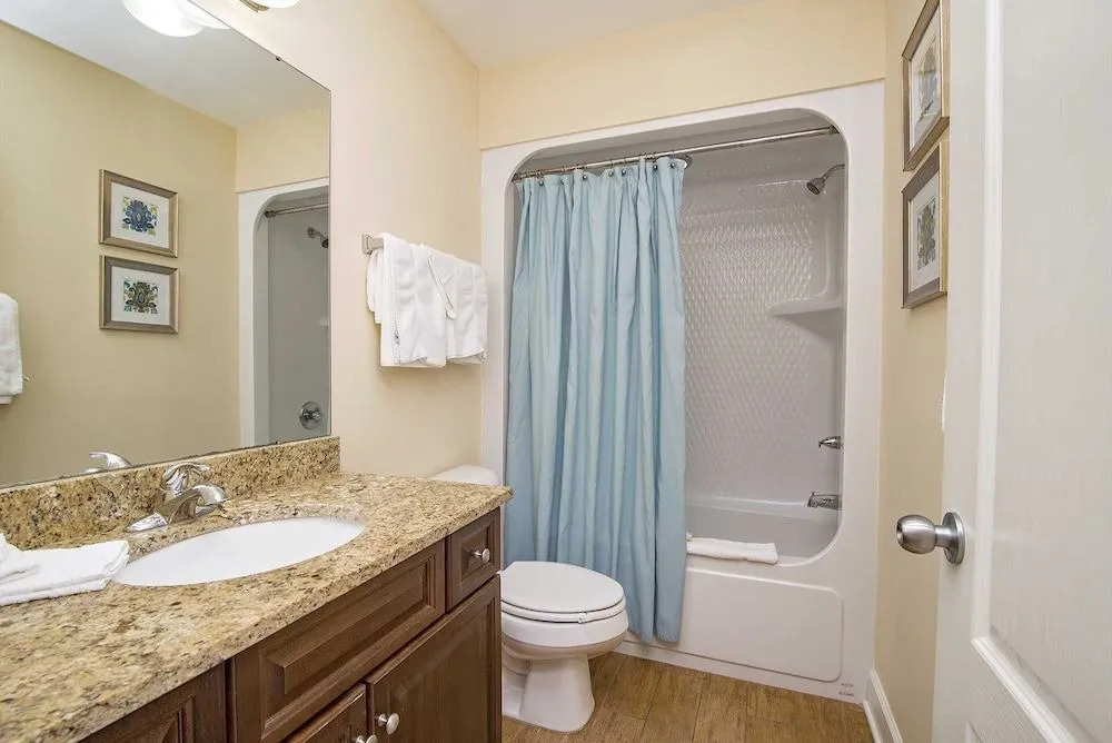 Phoenix West II 1808 3 Bedrooms 4 Bathrooms Condo