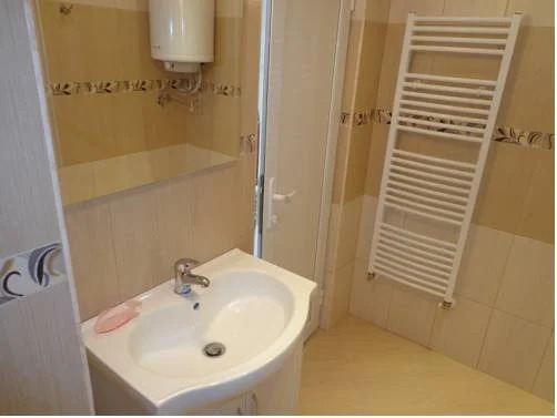 Tania Guest House