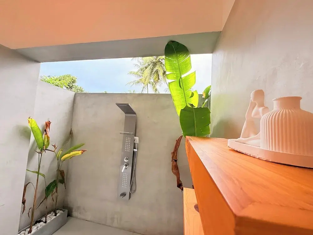 Kavana Resort and Villa