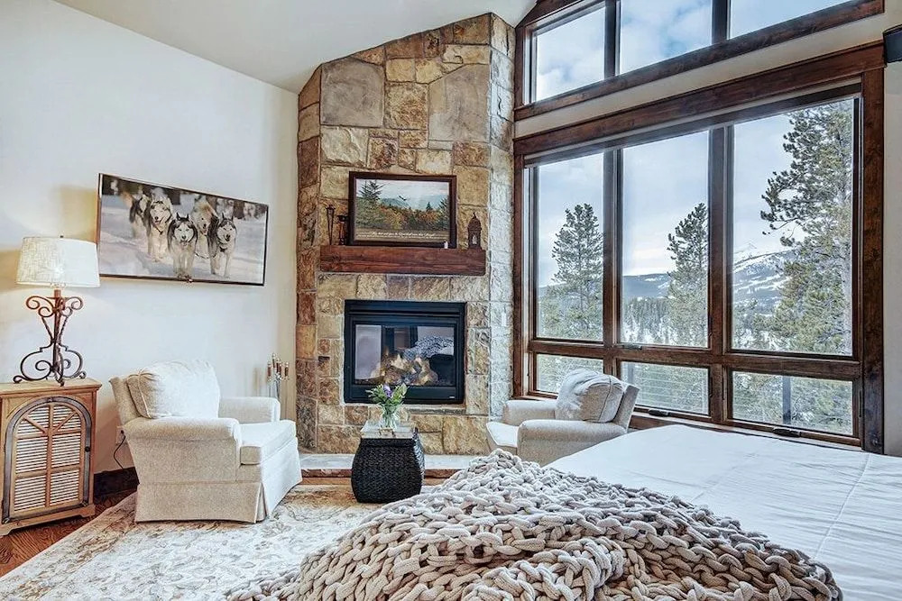 The Breck Escape 6 Bedrooms 5.5 Bathrooms Home