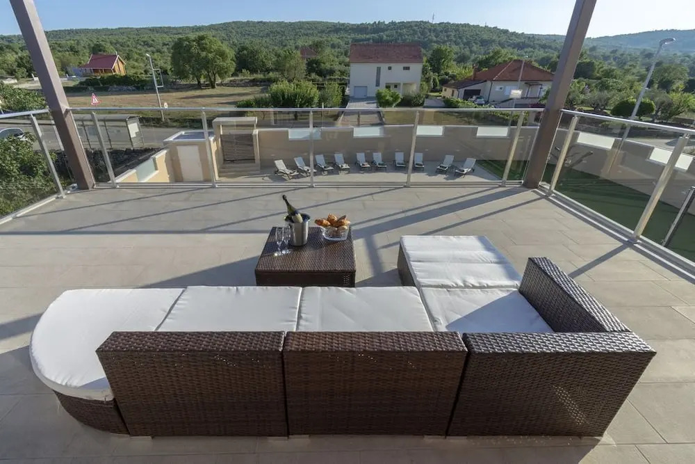Villa Neda