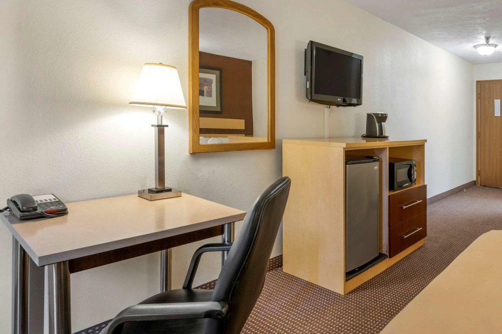 Surestay By Best Western Obetz Rickenbacker Airport