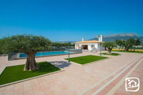 Villa Happy Family by Abahana Villas