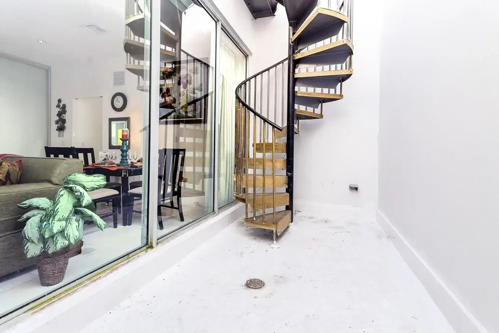 2 Bedroom 2 Bath Loft with Exclusive Rooftop & Hot Tub