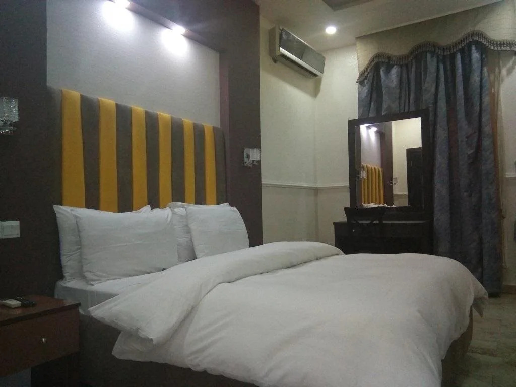 Margaretta Classic Suites and Hotel