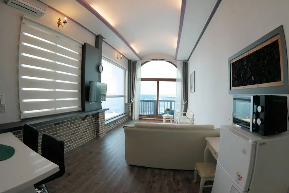 Whitebeach-Pension