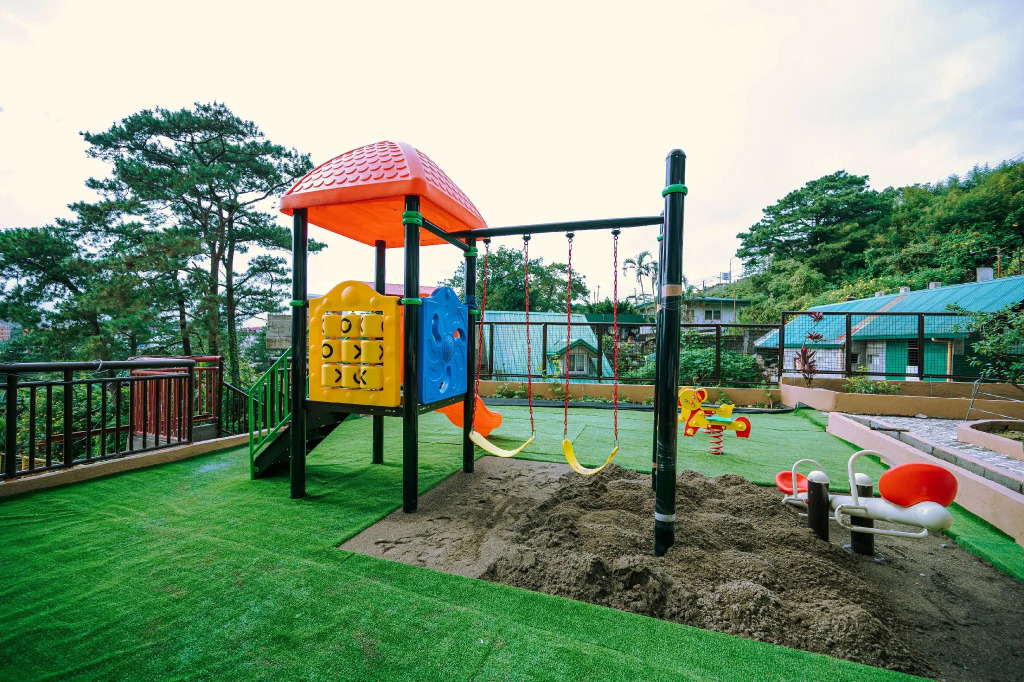Breezy Point Baguio -Summer Pines Residences