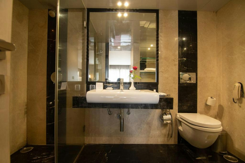 Halcyon Hotel Residences -  Bangalore